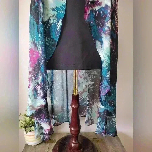 Bebe hi lo butterfly tropical  dress. Size small - Picture 6 of 13